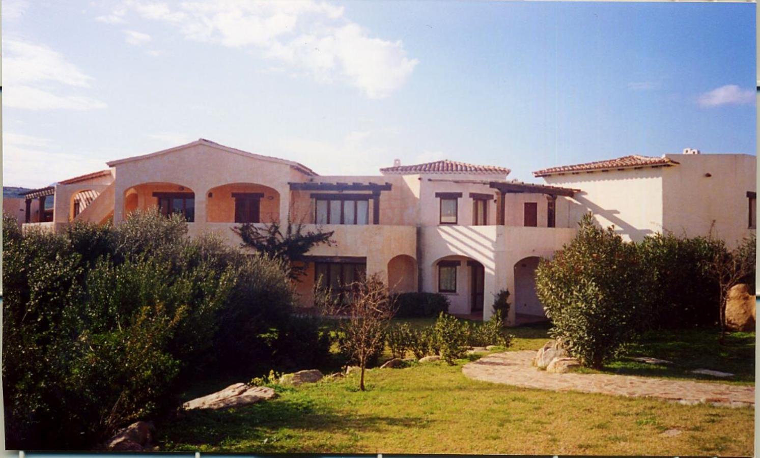 Le Corti Di Marinella Aparthotel Marinella  Exterior photo