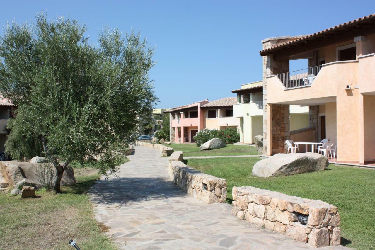 Le Corti Di Marinella Aparthotel Marinella  Exterior photo