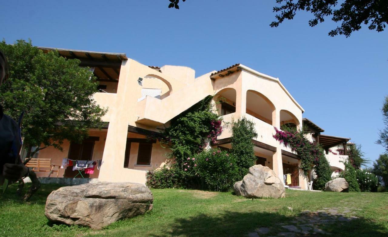 Le Corti Di Marinella Aparthotel Marinella  Exterior photo